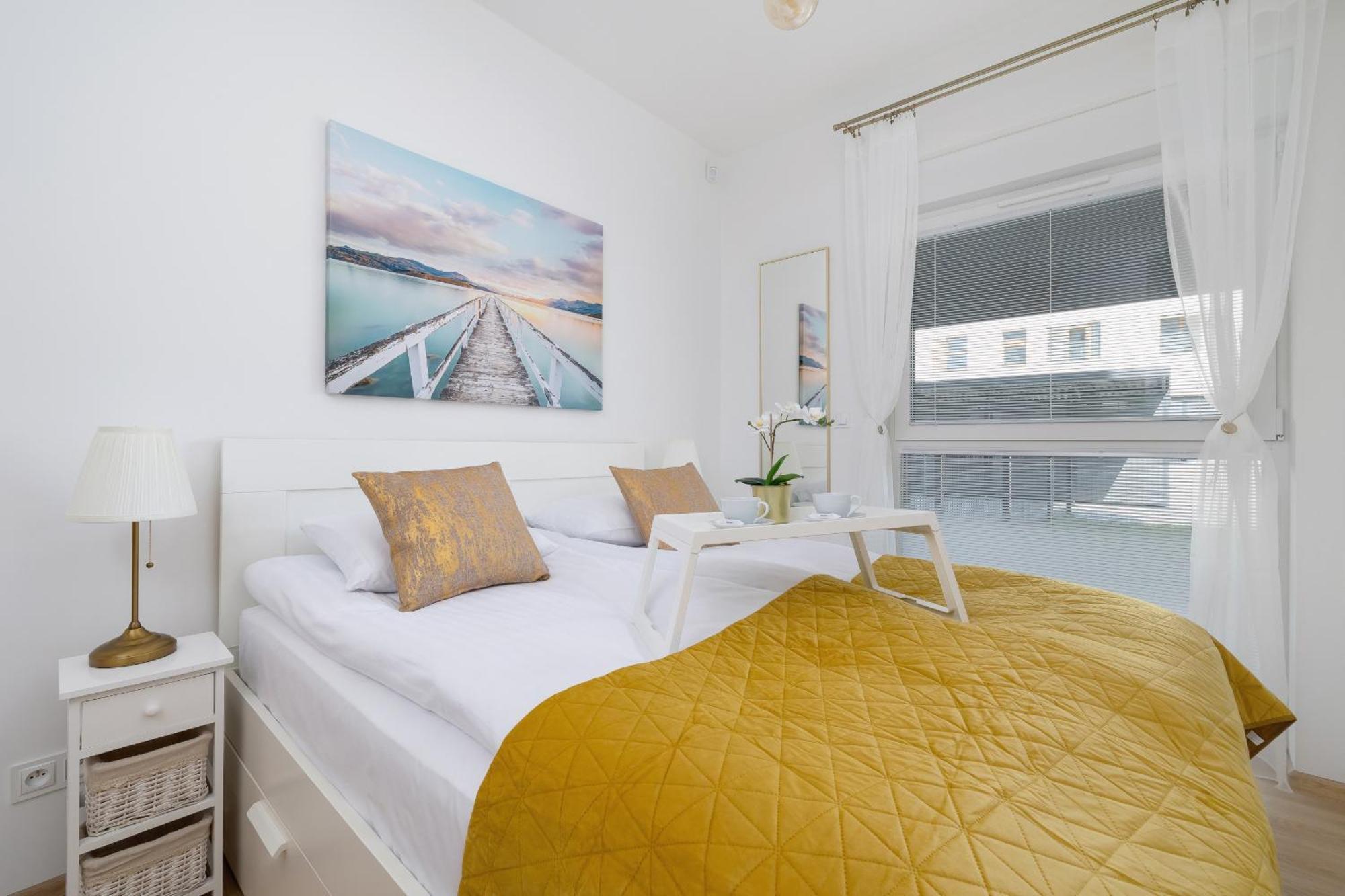 Luxury Two Bedroom Apartment With Terrace And Parking By Renters Prestige Katowice Eksteriør bilde